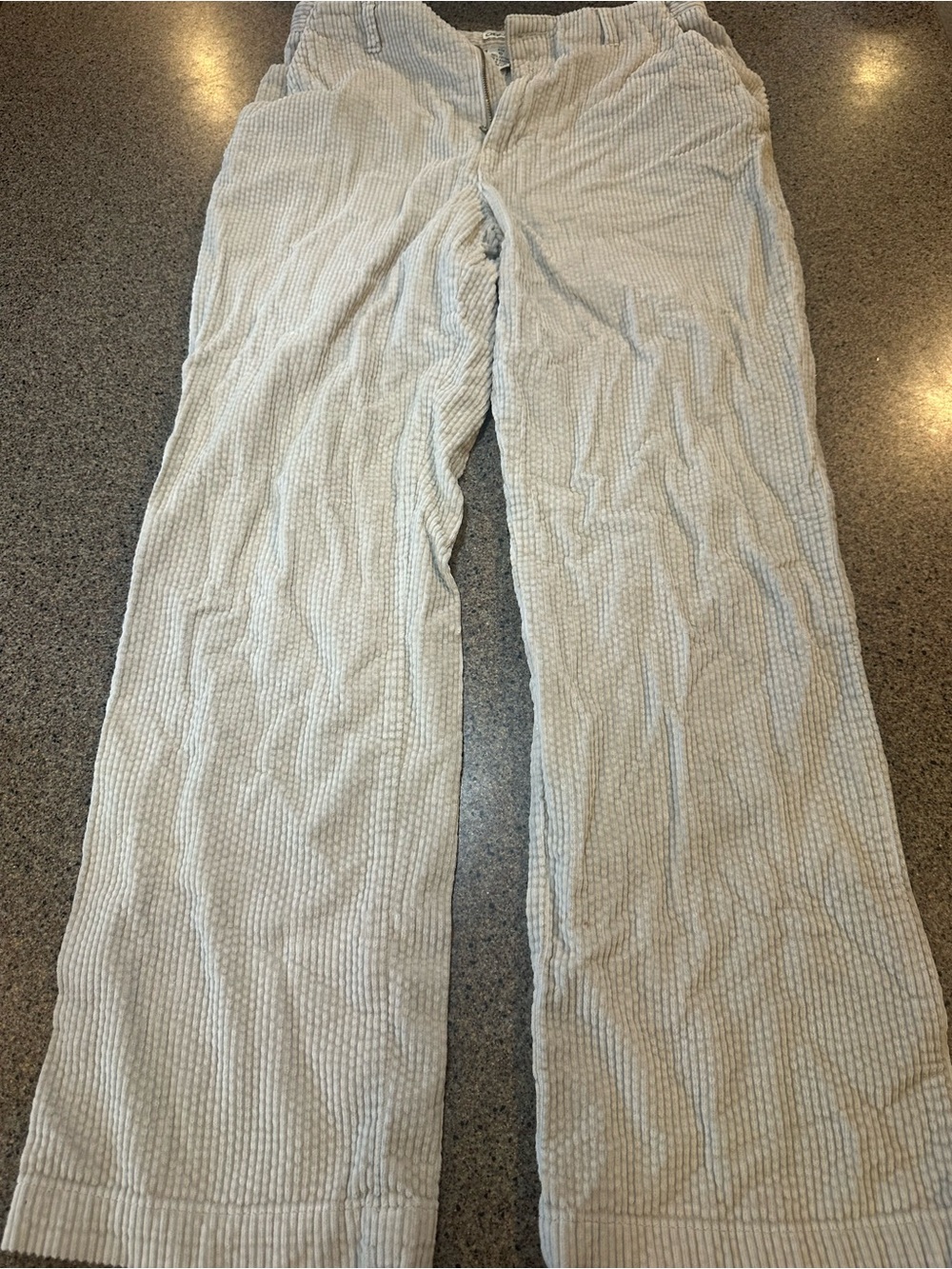 Light Wide-Rib Corduroy Pants